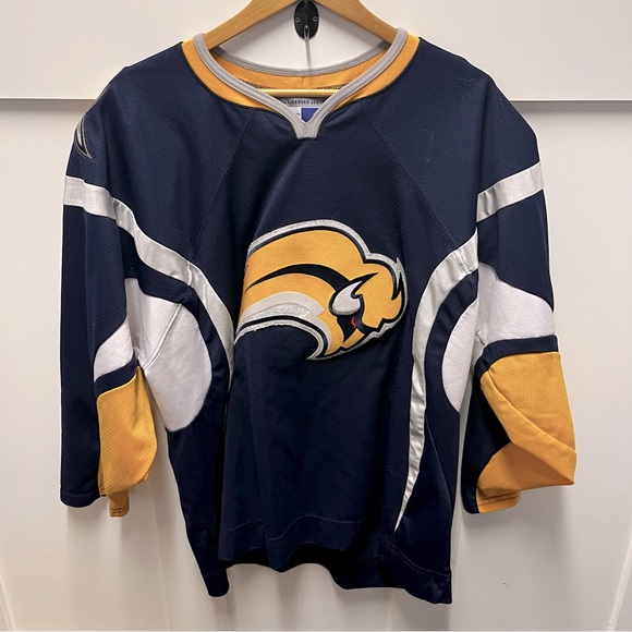 NHL Other - NFL Buffalo Sabres jersey size L